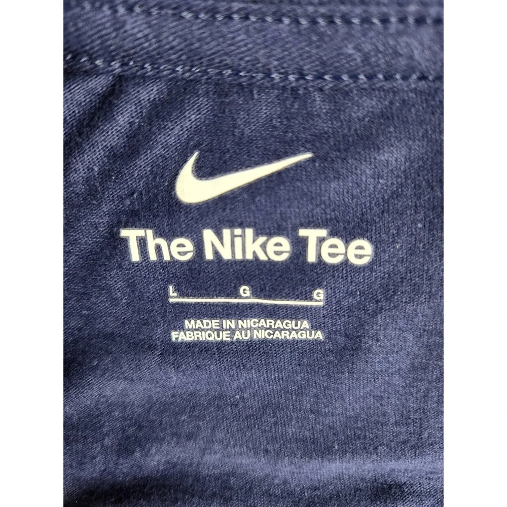 NWT Nike University of Virginia Cavaliers T-Shirt Men's Large Blue UVA Graphic